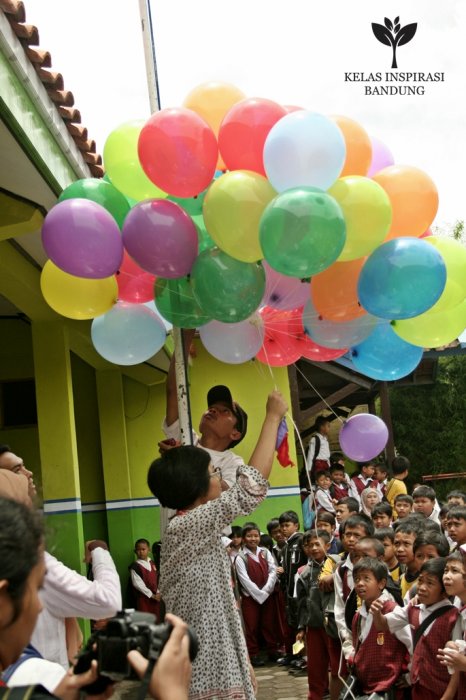 pegang balon